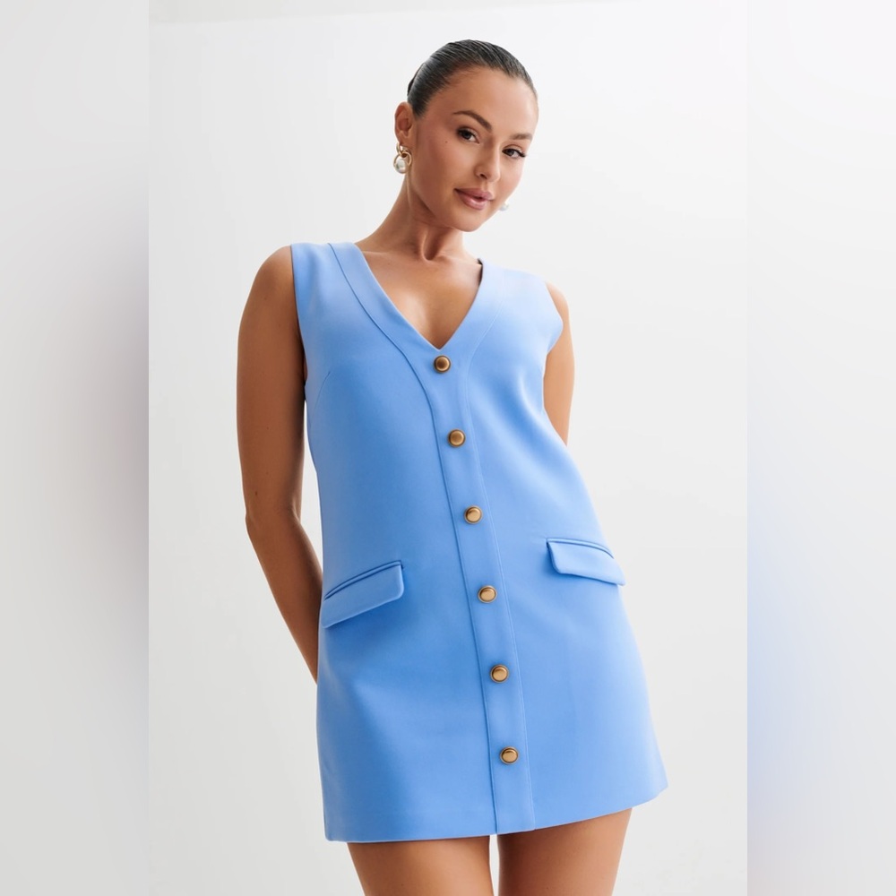 Meshki Sleeveless Button-Front Light Blue Dress Vest